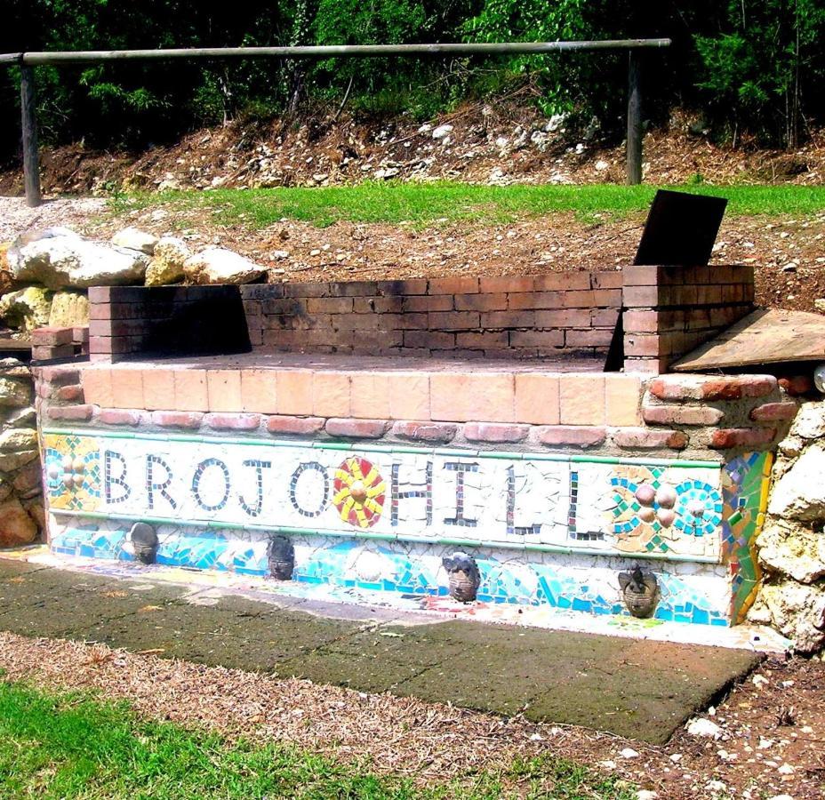Bed and Breakfast Brojo Hill Longare Exterior foto