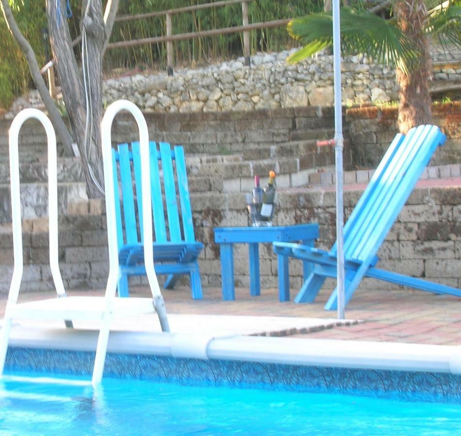 Bed and Breakfast Brojo Hill Longare Exterior foto